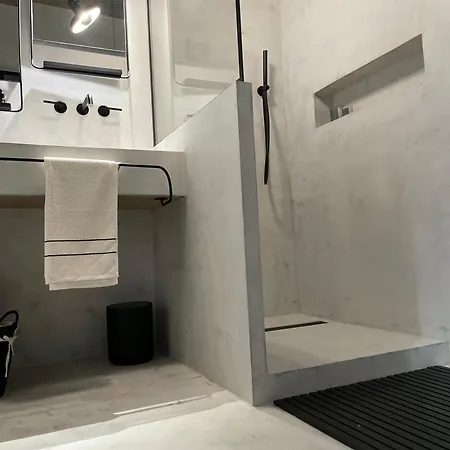 Premium Loft Apartments-city Center Parking By Urban Escape Lägenhet