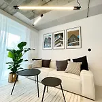 Premium Loft Apartments-city Center Parking By Urban Escape 아파트 *